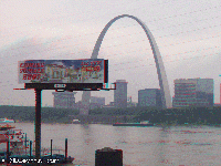 St. Louis - Gateway Arch z Eads Bridge